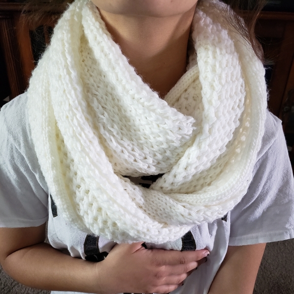 Wrap - Picture 1 of 1